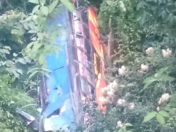 Bus fell down kills two persons Bus fell down kills two persons