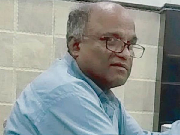 வெளியேறினார்கள்