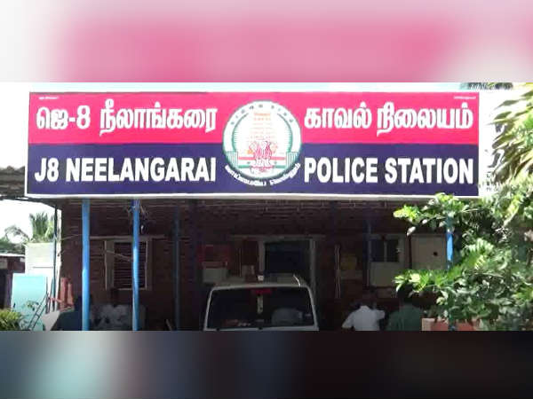 Chennai woman sets ablaze herself due to dowry harassment Chennai woman sets ablaze herself due to dowry harassment