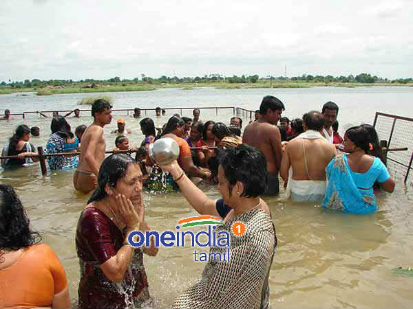 புஷ்கர விழா தொடக்கம்