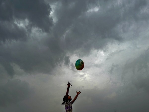 Short kavithai on North East monsoon Short kavithai on North East monsoon