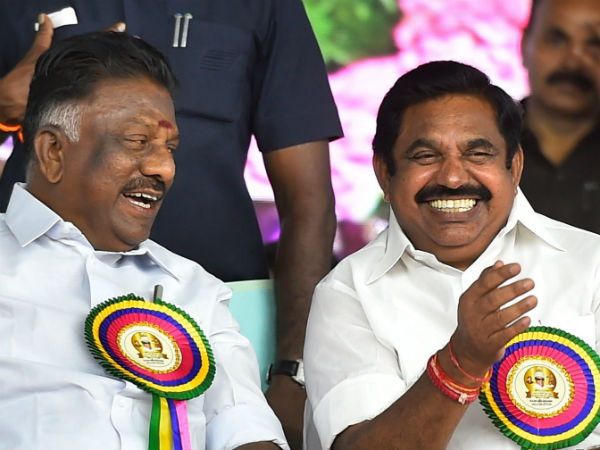 ரிபப்ளிக் டிவி கணிப்பு