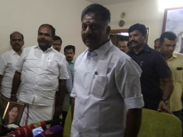 சதியை செய்துள்ளார்