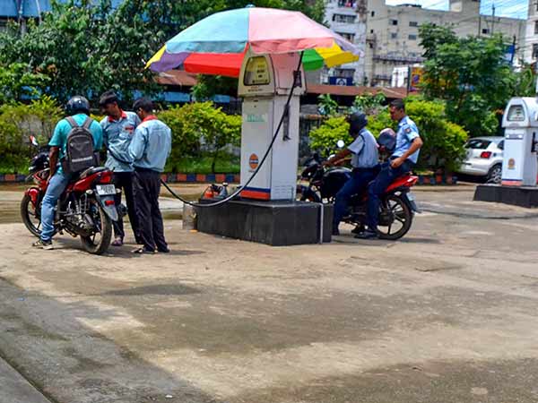 Petrol and Diesel price hike today Petrol and Diesel price hike today