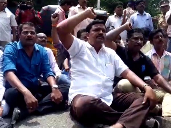 செய்தியாளர்கள்