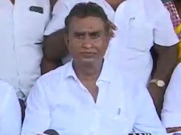 Electric buses will be introduce in Chennai and Coimbatore, says Minister S.P.Velumani Electric buses will be introduce in Chennai and Coimbatore, says Minister S.P.Velumani