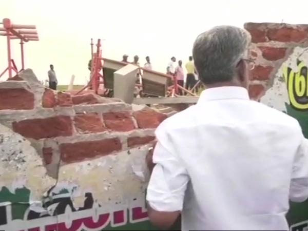 எப்படி இருக்கிறார்கள்