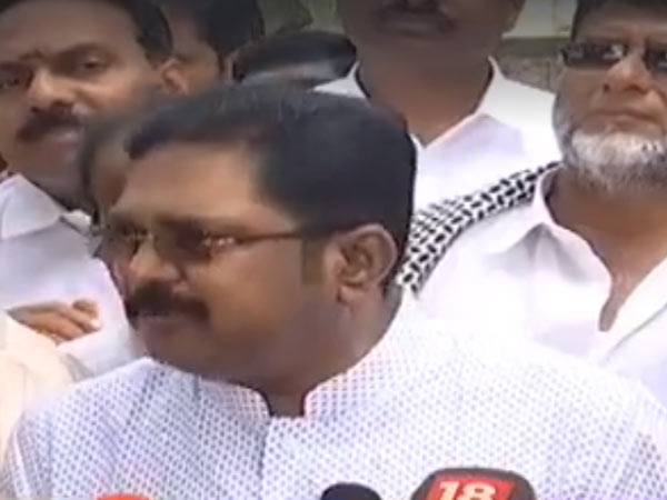ஏன் இப்படி