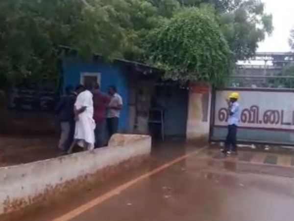 ஓபிஎஸ்-டிடிவி சந்திப்புக்கு ஏற்பாடு செய்தவர்