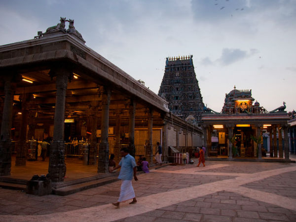 ஹைகோர்ட்டில் வழக்கு