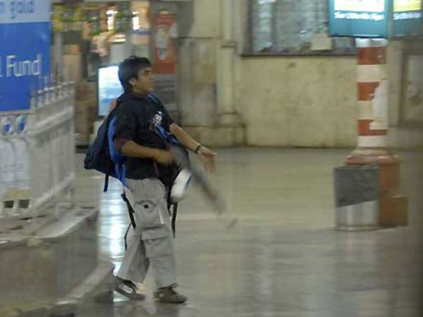 இரண்டிலும் ஊடுருவல்