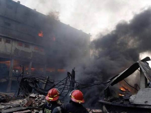 22 killed in a blast near north China chemical plant 22 killed in a blast near north China chemical plant