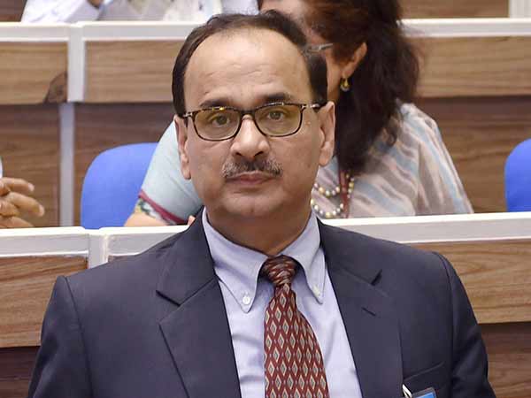 Congress goes to SC against CBI decision on Alok Vermas compulsory leave Congress goes to SC against CBI decision on Alok Vermas compulsory leave