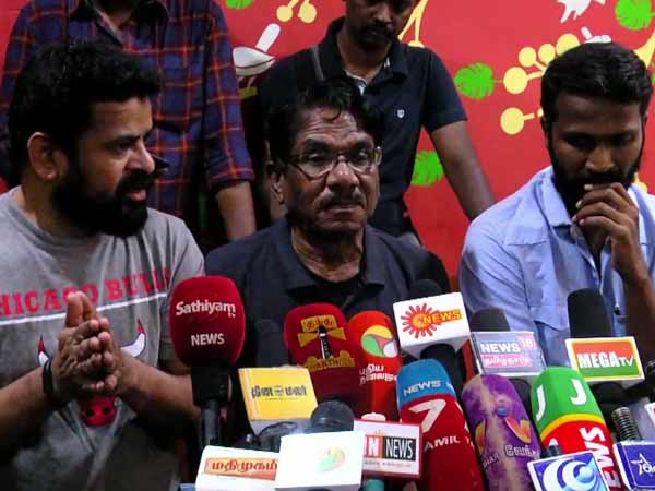 film director bharathiraja said that Not for advertising to get an idea to help others film director bharathiraja said that Not for advertising to get an idea to help others