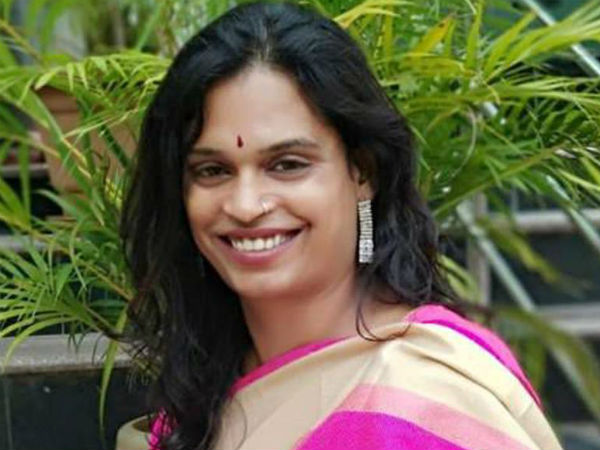 போலீசில் புகார்