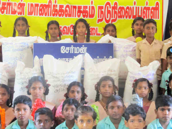 11 அரிசி மூட்டைகள்