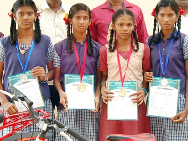 உதிர்க்கும் நன்றிகள்
