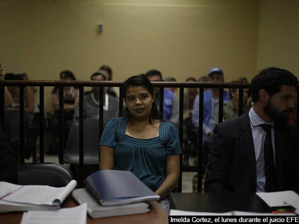 El Salvador woman’s ordeal: Victim jailed for 20 years! El Salvador woman’s ordeal: Victim jailed for 20 years!