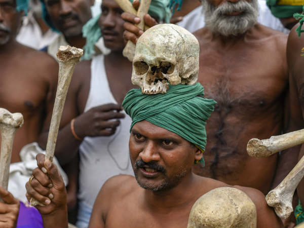 எய்ம்ஸ் மாணவர்கள்