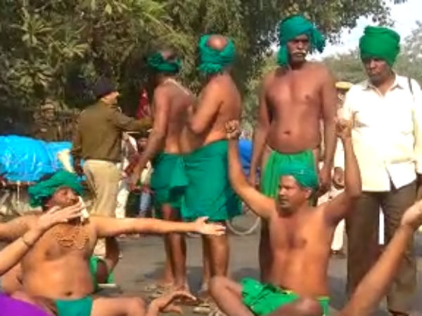 திரும்பி பார்த்தனர்