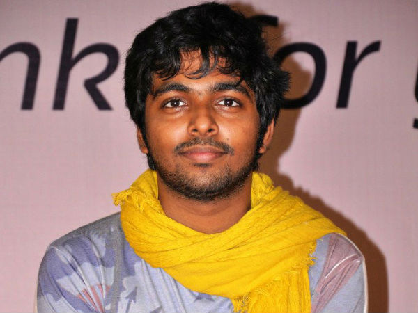 Actor GV Prakash greeted Trichy National College students Actor GV Prakash greeted Trichy National College students