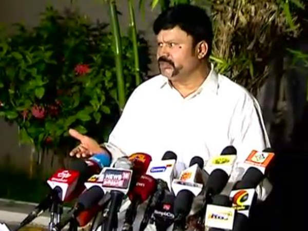 அதிமுககாரன்