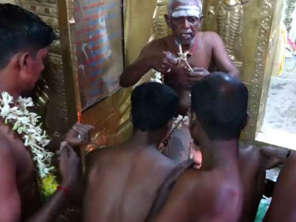 மண்டல பூஜை தரிசனம்