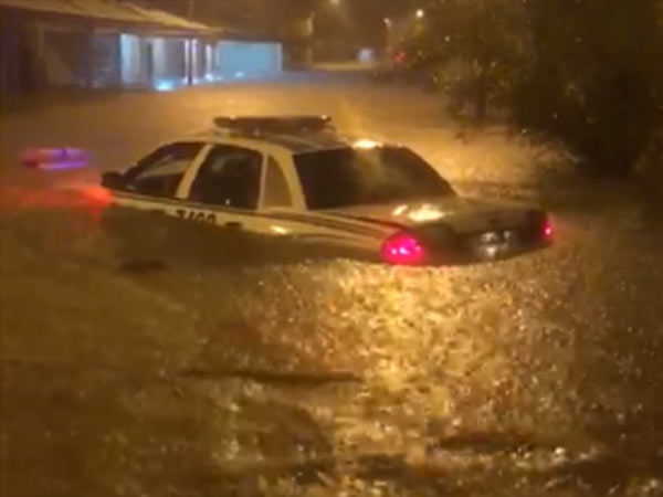 Kuwait City flooded, 2 killed Kuwait City flooded, 2 killed