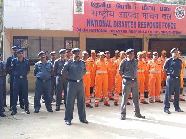 Government ordered no holiday for government employees who were in gaja storm zone Government ordered no holiday for government employees who were in gaja storm zone