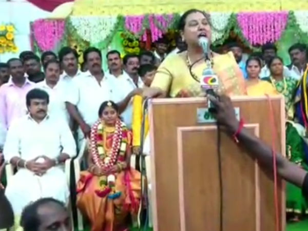 அதிகாலையில் பட்டாசு