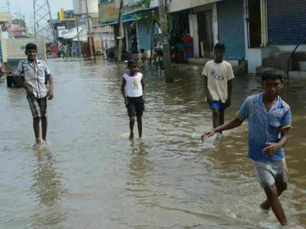 Gaja Storm: Leave announced for School and Colleges for 6 districts in TN Gaja Storm: Leave announced for School and Colleges for 6 districts in TN