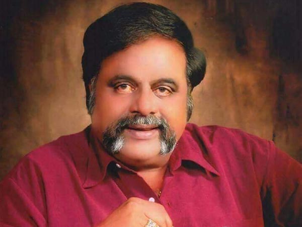 தலைவர்கள் இரங்கல்