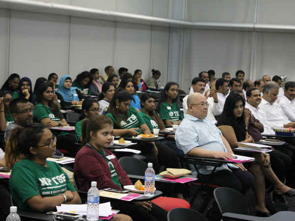 Tamils attend Vaasikalam Vaanga programme in Singapore Tamils attend Vaasikalam Vaanga programme in Singapore