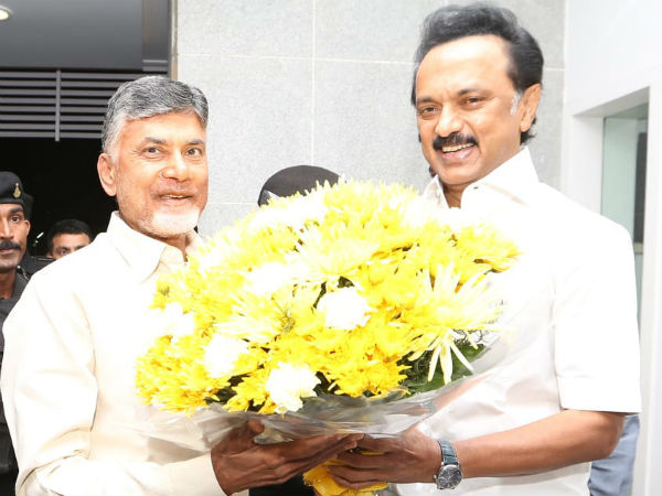 Andhra CM chandrababu naidu is meeting M.K.Stalin at chennai today Andhra CM chandrababu naidu is meeting M.K.Stalin at chennai today