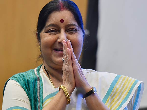 பெண் செய்தி தொடர்பாளர்