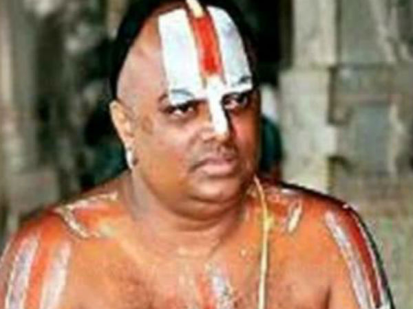 பாலியல் புகார்