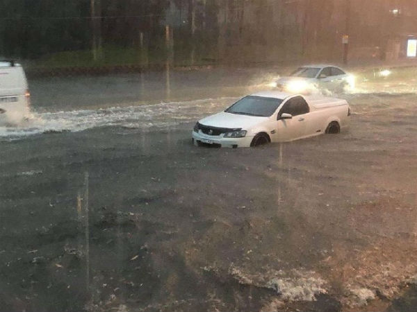heavily rain falling in Australia heavily rain falling in Australia