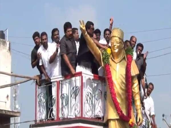 Thanga Tamilselvan holds fast in Aundipatti Thanga Tamilselvan holds fast in Aundipatti