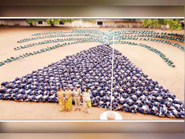 Trichy school conducted cracker free diwali awareness program Trichy school conducted cracker free diwali awareness program