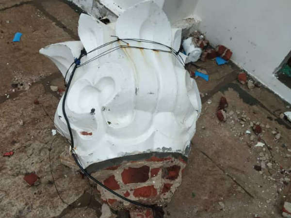 Velankanni church gets damage due to cyclone Gaja Velankanni church gets damage due to cyclone Gaja