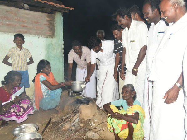 உணவு தயாரிப்பது
