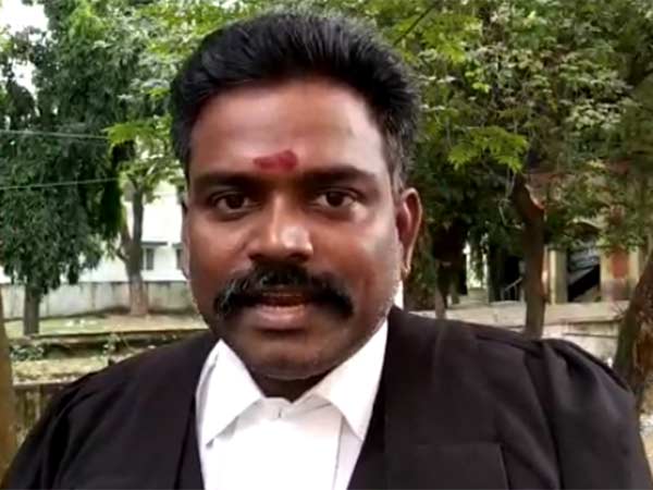 போலீசில் புகார்