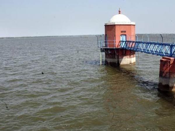 மழை பொய்த்தது