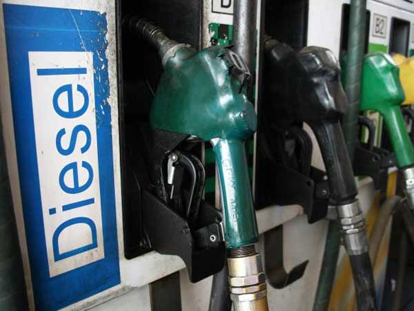 Petrol price cut; no change in diesel price Petrol price cut; no change in diesel price