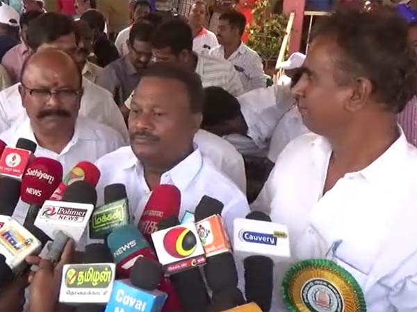 கும்கி - டிமிக்கி