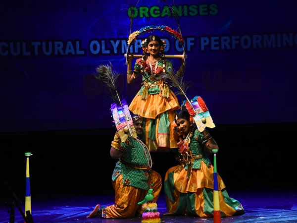 Dubai: karaikudi Nattiyapalli students win the Dance competition Dubai: karaikudi Nattiyapalli students win the Dance competition