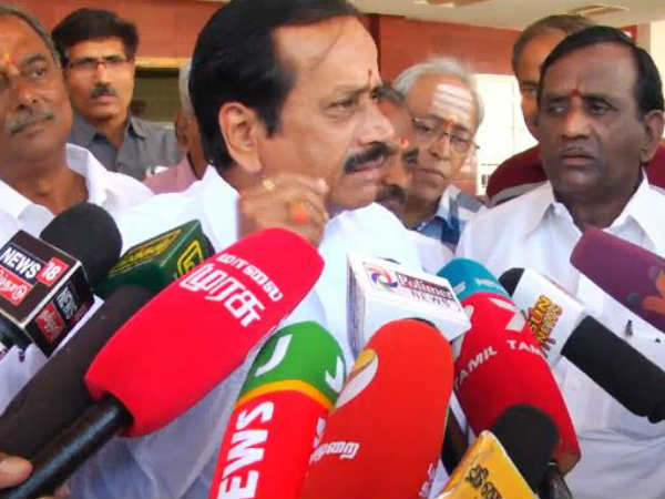 கமலுக்கு தகுதி இல்லை