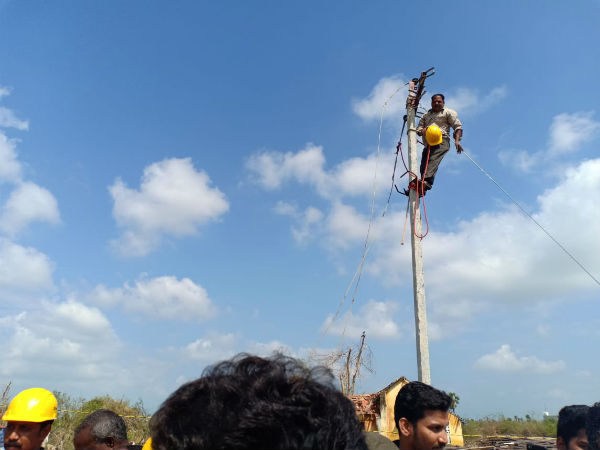 திக்குமுக்காடி போயினர்