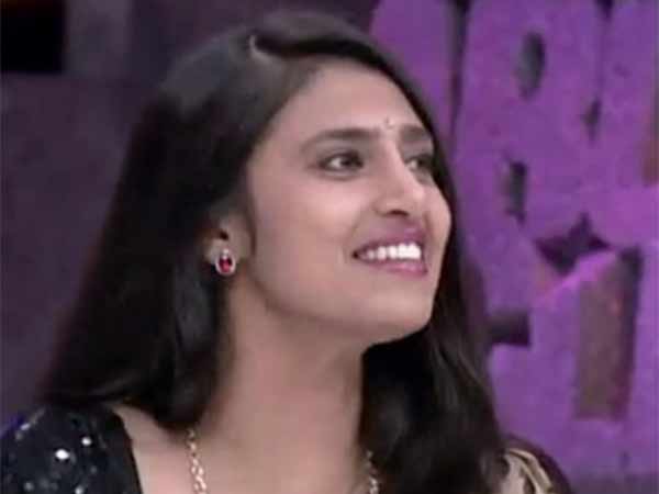 கஸ்தூரி சவால்