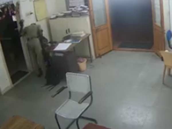 3 பிரிவுகளில் வழக்கு